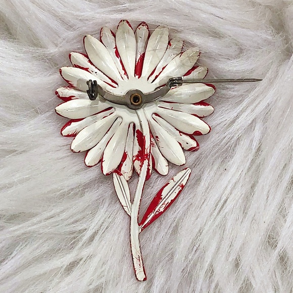 Vintage Cherry Red Enamel Floral Sunflower Brooch - Picture 6 of 7